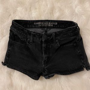 American Eagle Black Shorts 00